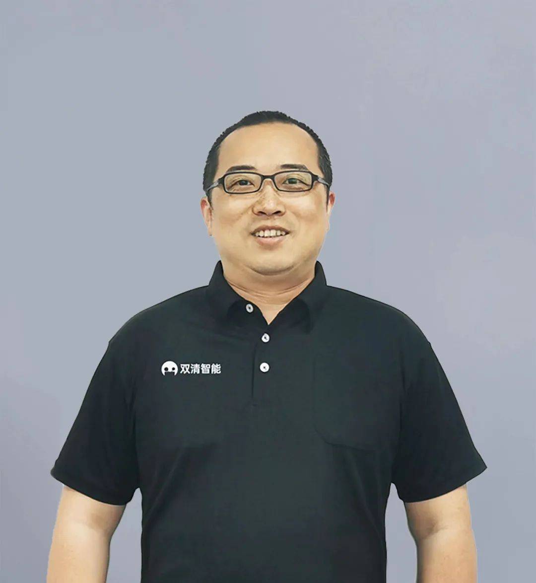 双清智能董事长易臻双清智能自主研发的全智能筒纱输送与包装系统结构