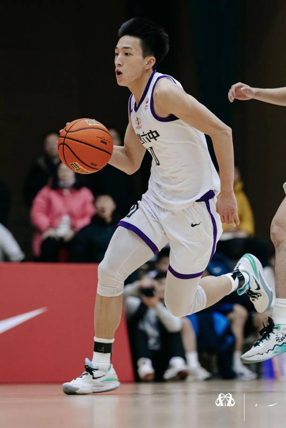 湖南chbl | 六中男篮摘获季军,耐高南区赛见!_长沙_vs_国际