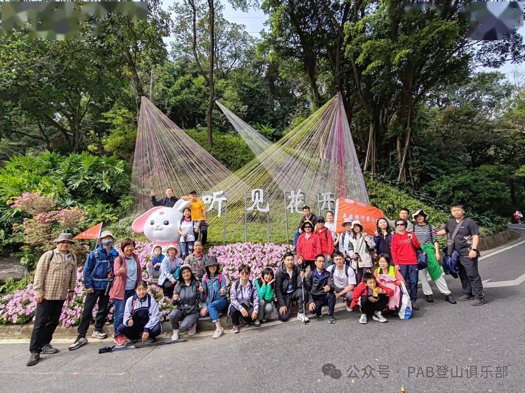 摩星岭是园中园,又要收5元门票,10元游白云山,性价比还是很值的,得