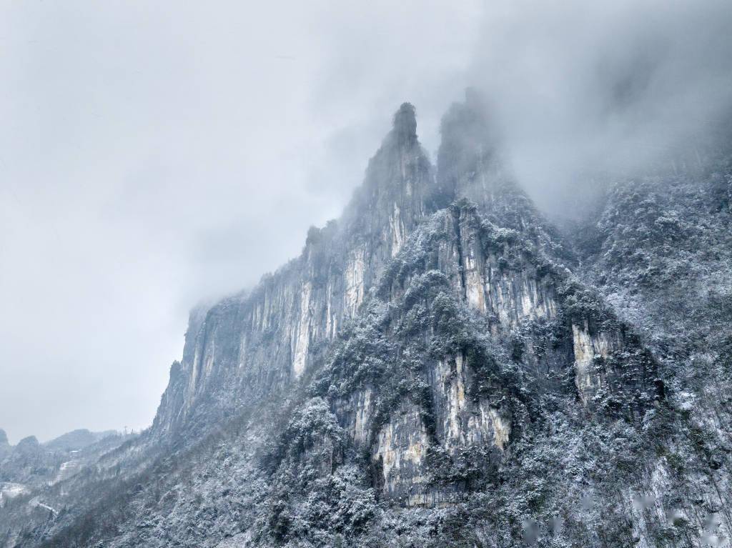 山河图峡谷图片