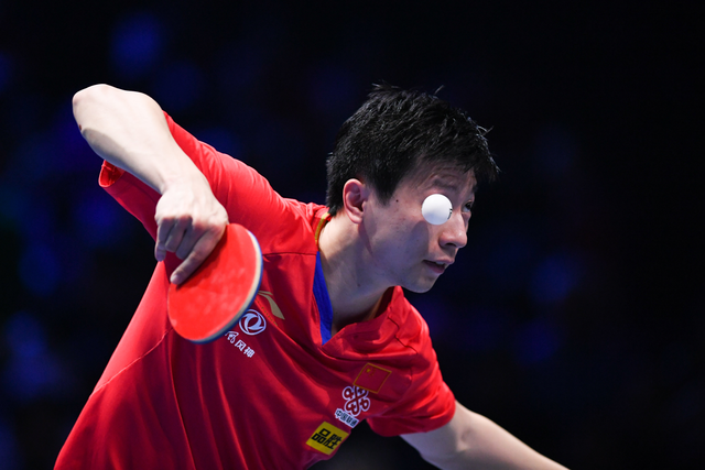 造型曝光,娇妻事业双丰收,完美展现优雅贵公子风范_自律_成功_乒乓球