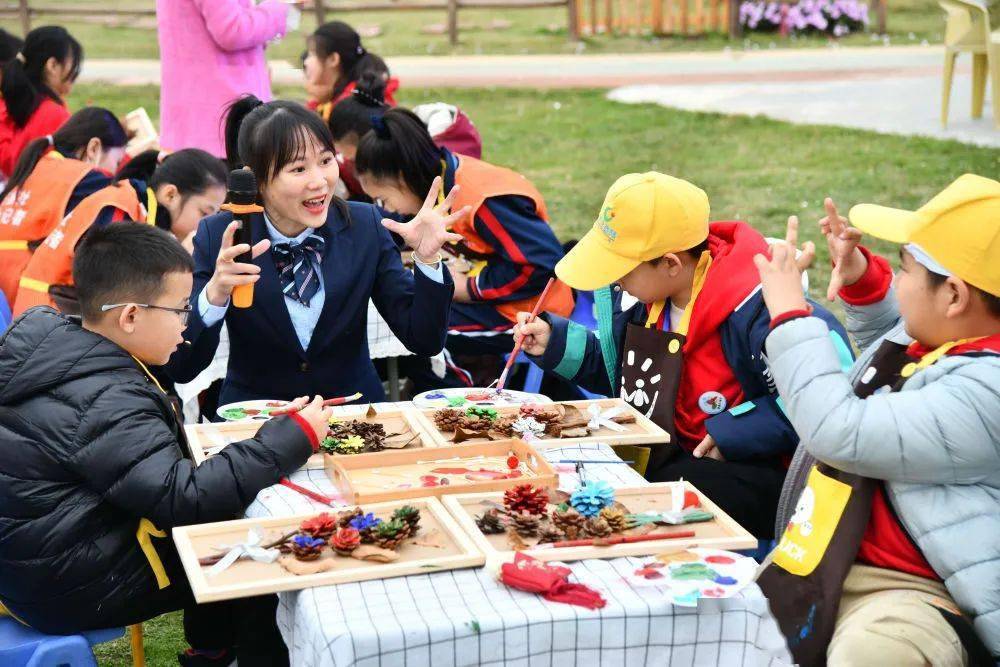 新华社丨伊春,茂名两地少儿开展研学联谊_活动_森林_交流团