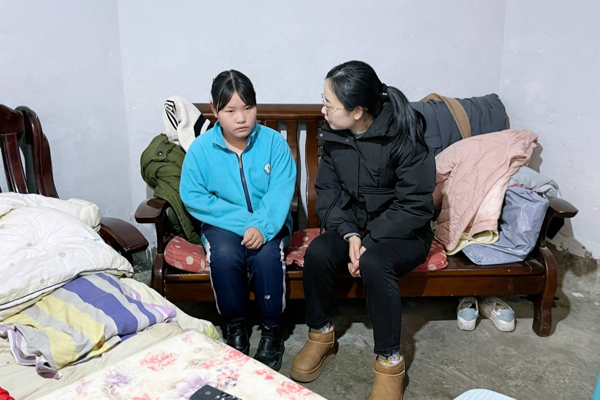 贵州施秉:开展关爱留守儿童慰问活动_孩子_困境_陈厚华