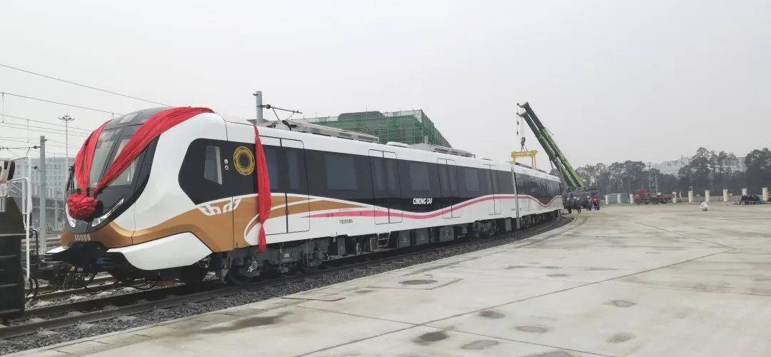 【四川交通】成都地铁30号线一期首列车辆,来了!