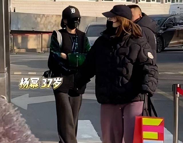 全身穿搭13万,无惧与魏大勋同台_生活_价值_感情