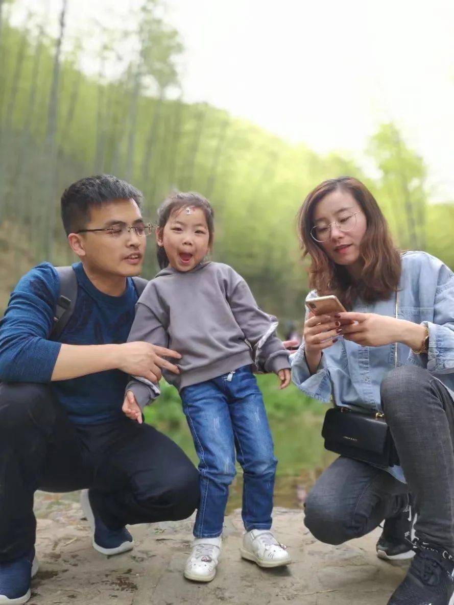 践行知行合一,当好三个角色——记六年级最美家属姚立国(杨霞丈夫)