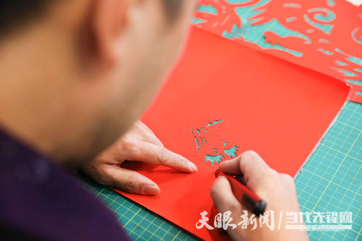 指尖上的中国年剪纸图片
