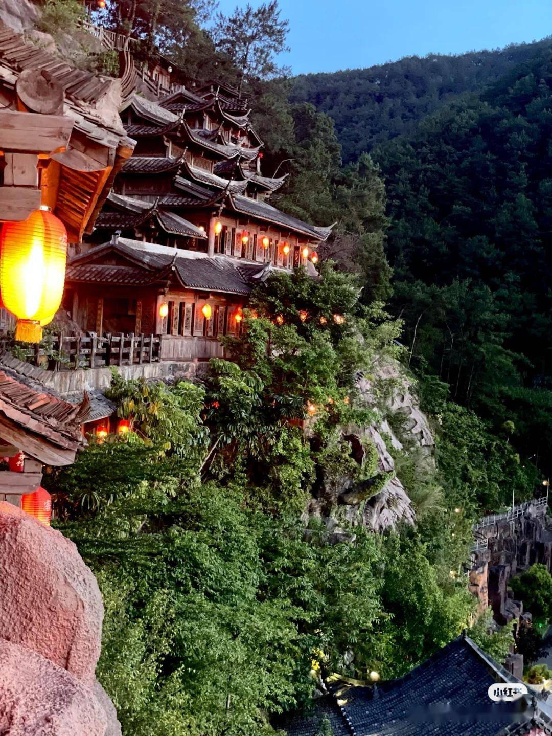 客家小镇,一座山水中的颠峰小镇,一幅原生态的客家风情画卷,集客家