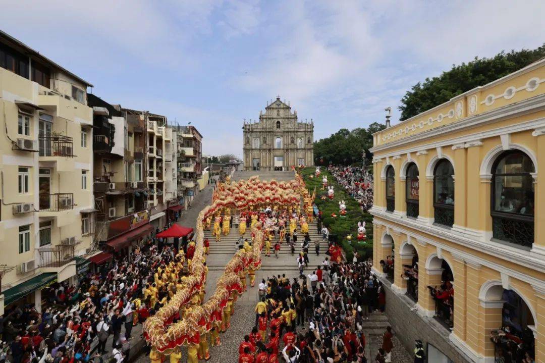 春節氛圍已拉滿!農曆新年花車匯演初三初八矚目登場