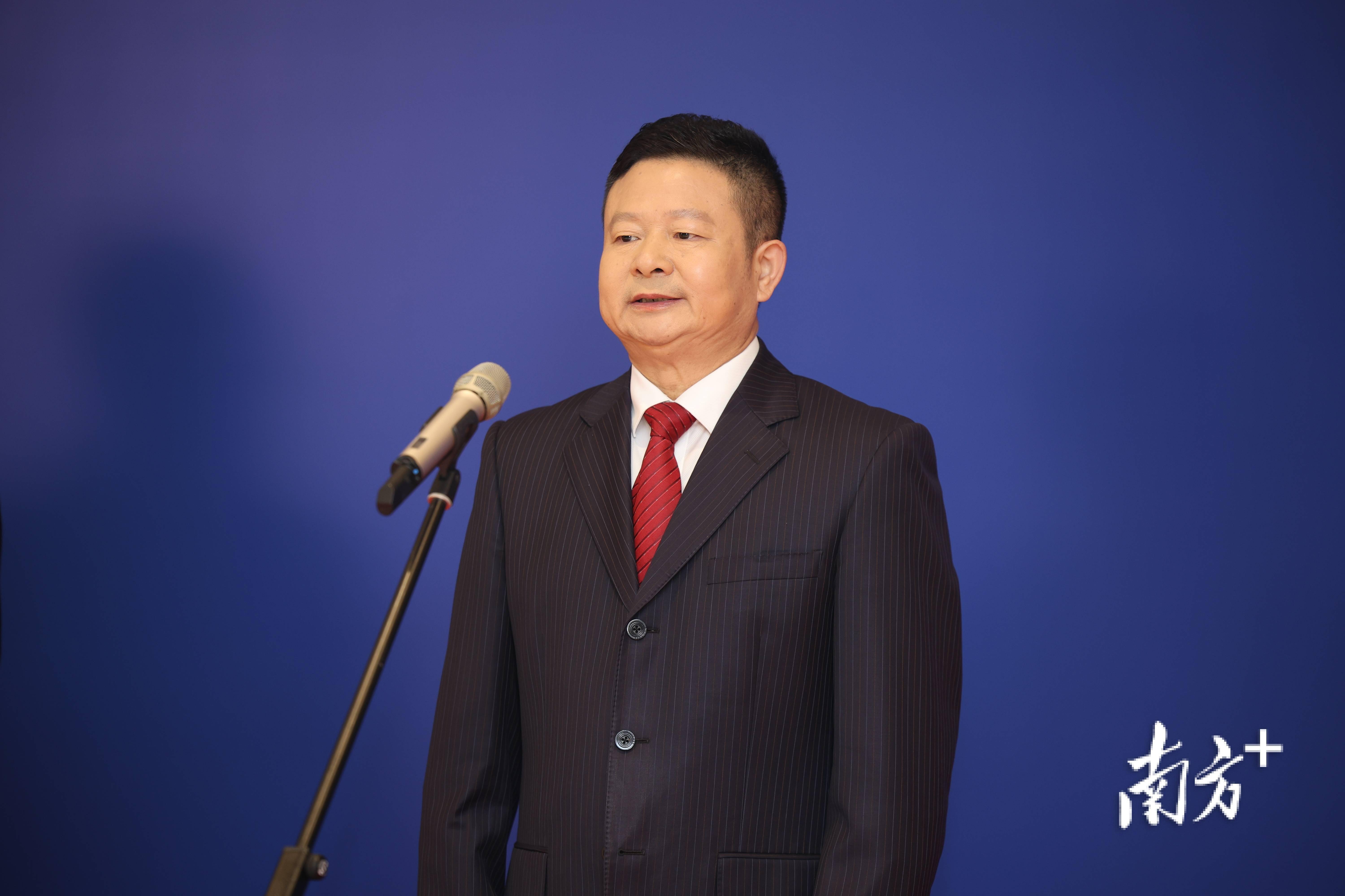 局长通道|潘伟明:2024年将培养1万名企业工匠