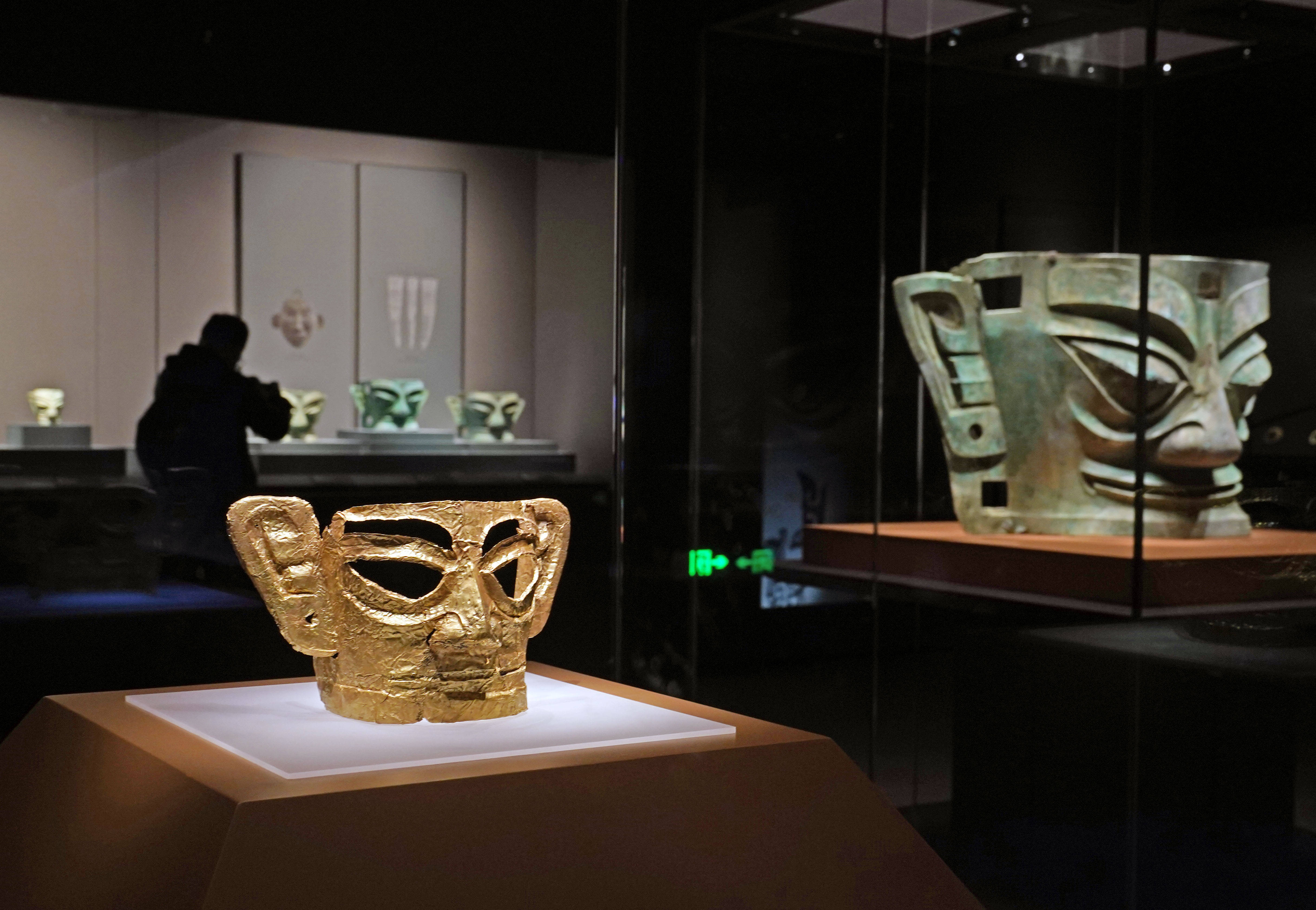 上海博物馆东馆启用 首展三星堆呈现璀璨古蜀文明_展览_展厅_文物