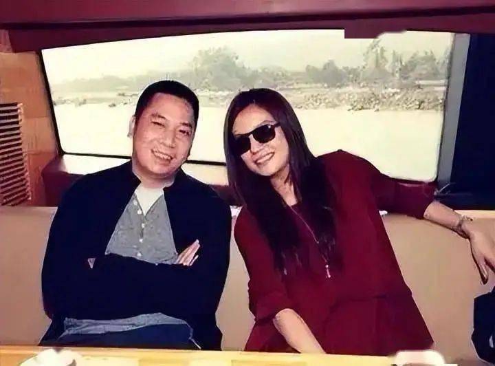 47岁的赵薇,一切都结束了!_黄有龙_资本_夫妇