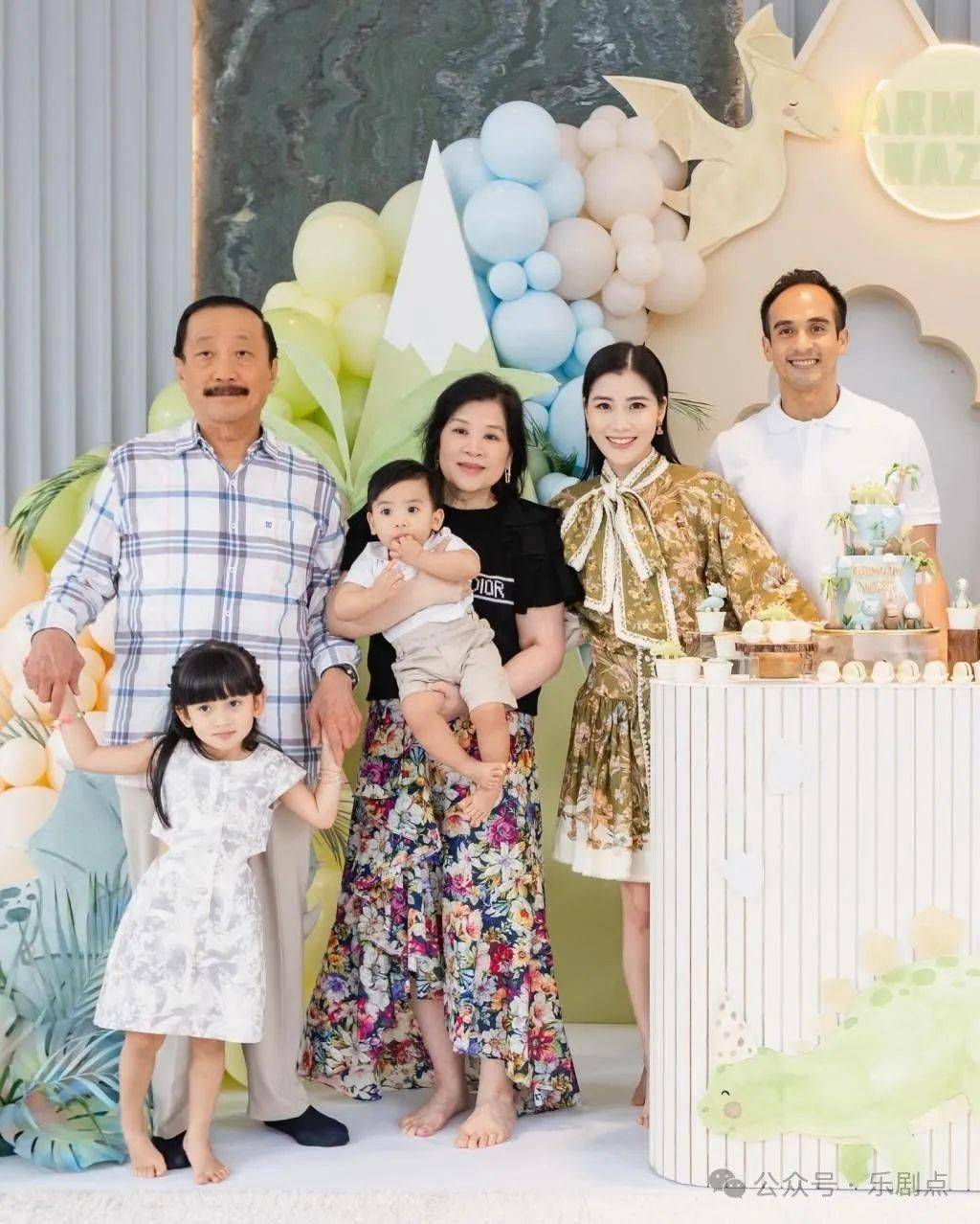 刘德华小姨子给儿子办周岁宴!