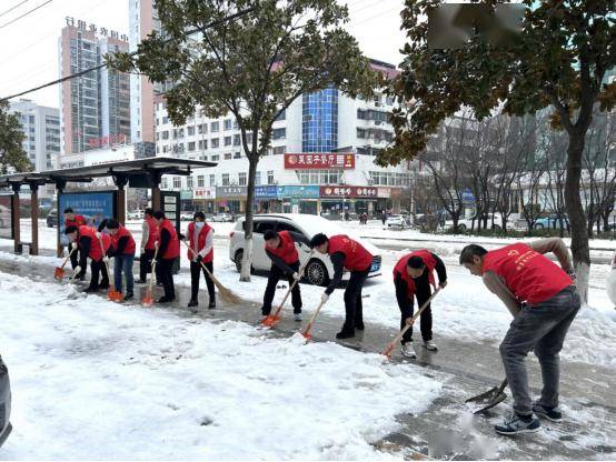 京山众志成城抗击冰冻灾害_积雪_组织_进行