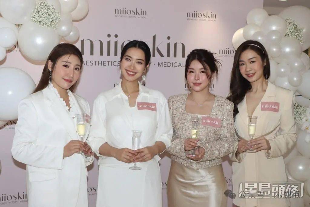 港姐朱千雪挺巨肚现身!怀孕6个月丰腴美艳,毫无忌讳拿