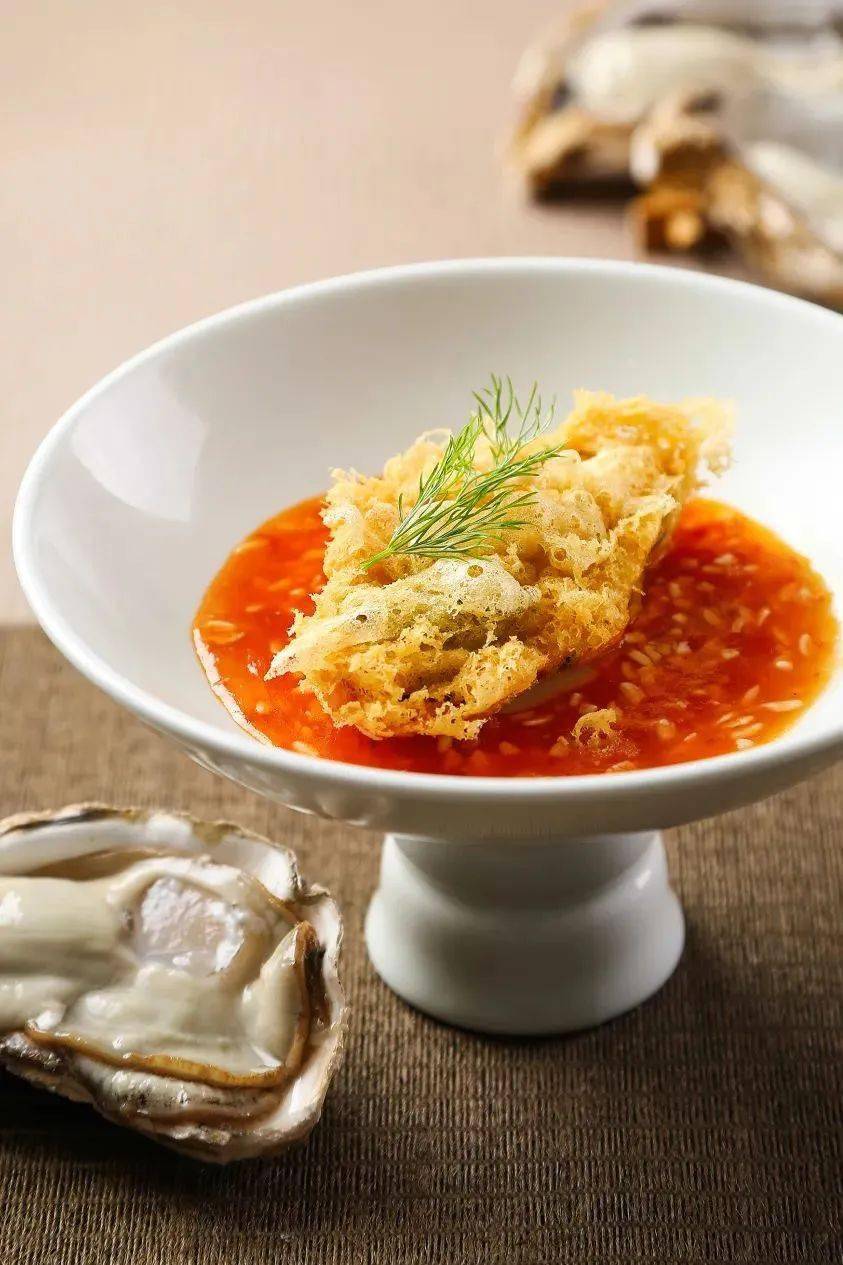 家烧茨菇.金汤蟹粉狮子头.莲香堂蒸百合.茉莉花酥炸蟹柳.