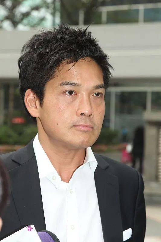 tvb男演员郑启泰去世,曾出演《新闻女王》_来源_家人_婚礼