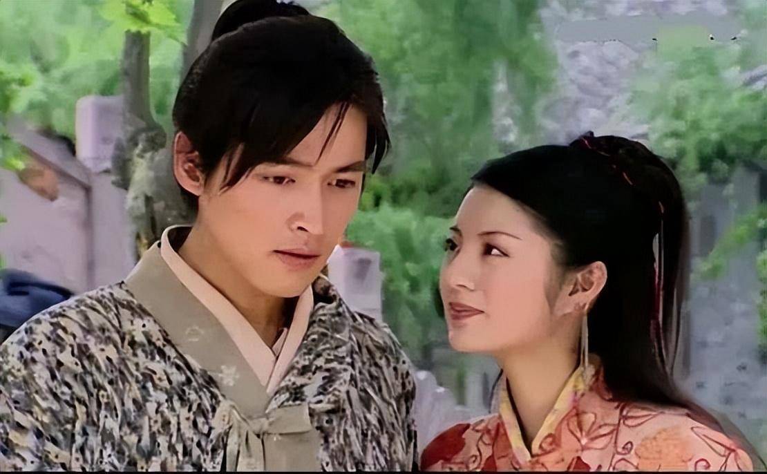 她为胡歌"丧命",也"深爱"冯绍峰,嫁入豪门后竟落到这般下场_安以轩