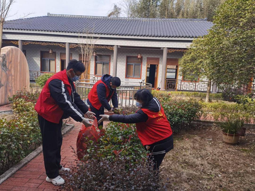 【干干净净过大年】裕安区西河口乡:开展"聆听红色革命史 爱心助洁迎