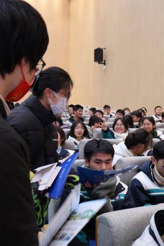 感恩母校行 (61) | 走进瑞安市第十中学_活动_浙江省_进行