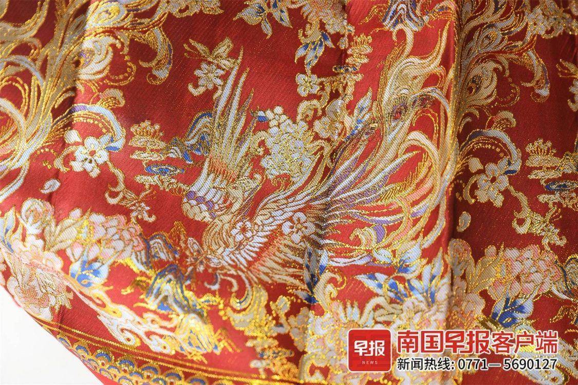 新中式服装走俏，你的春节“战袍”准备好了吗？(图6)