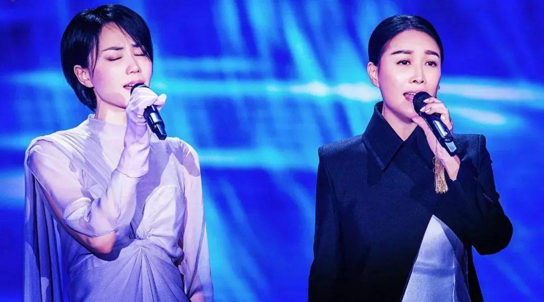 《这世界那么多人》唱出新的感觉,有人说,莫文蔚唱得是爱情,韩红唱得