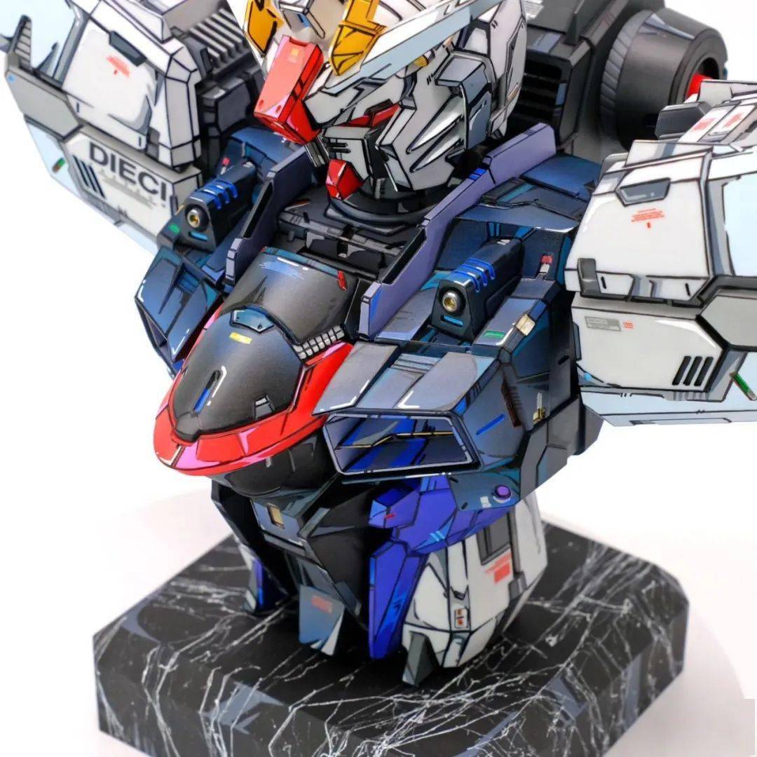 入画!1/35自由高达胸像精密二次元涂装