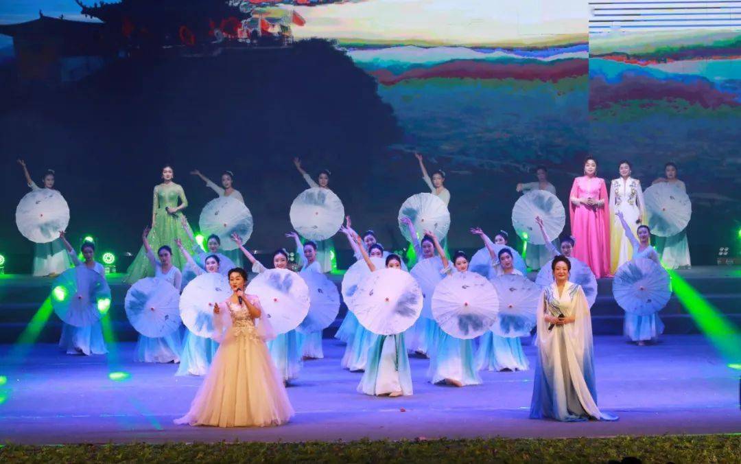 陇南春晚,"龙"重上演!_歌伴舞_情景_篇章