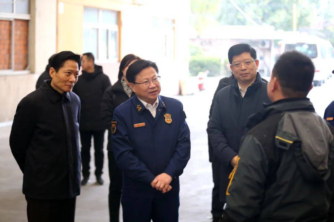 上海市消防救援总队总队长梁云红赴嘉定区调研指导消防安全工作_场所