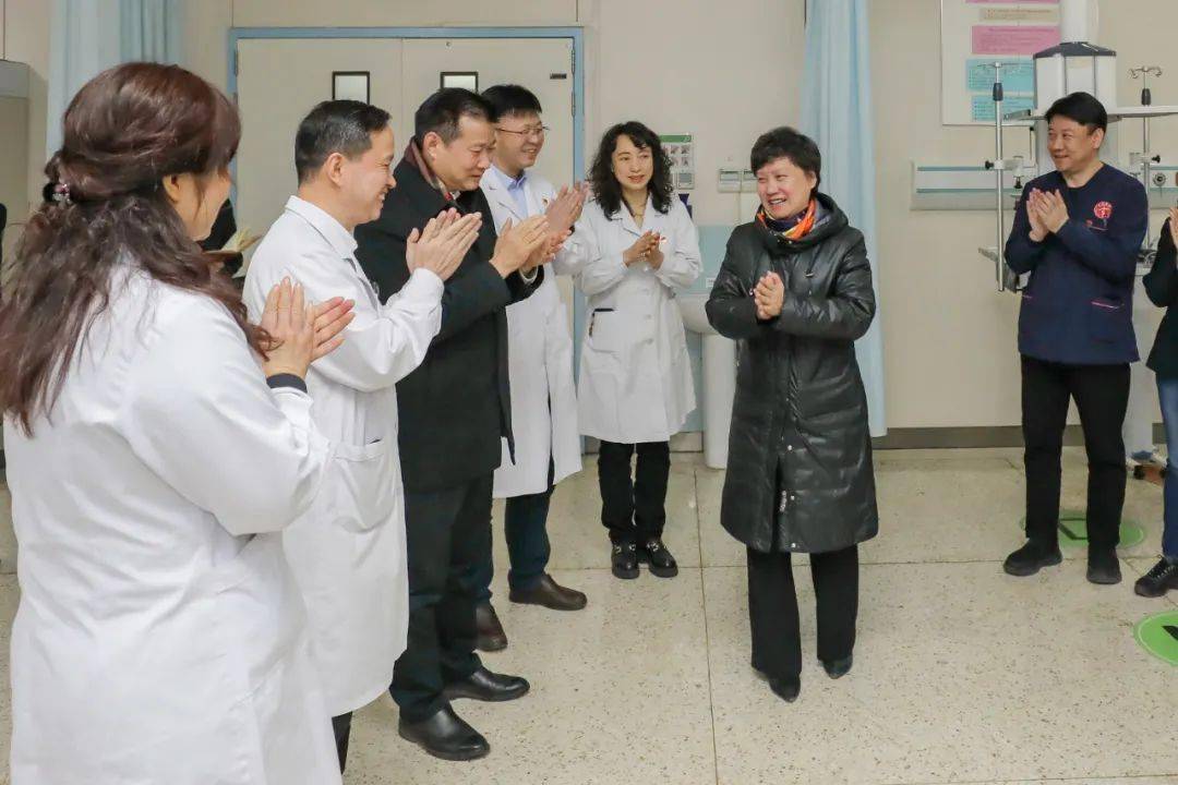 王旭张玲春节前夕看望慰问我市一线医务人员_工作_同志_天津