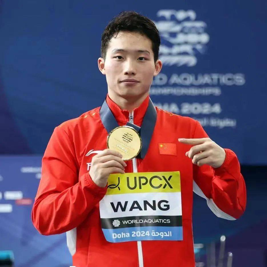 昌雅妮 (左一)end文     字|少儿体校(刘志远)图     片|湖北体育版式