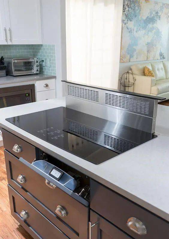 油烟机藏灶台下,一按能自动升上来,以后我家就买这种