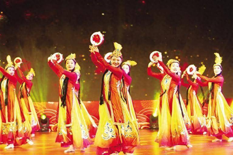 保障有力 活动丰富 服务暖心 我市各县区及相关单位多