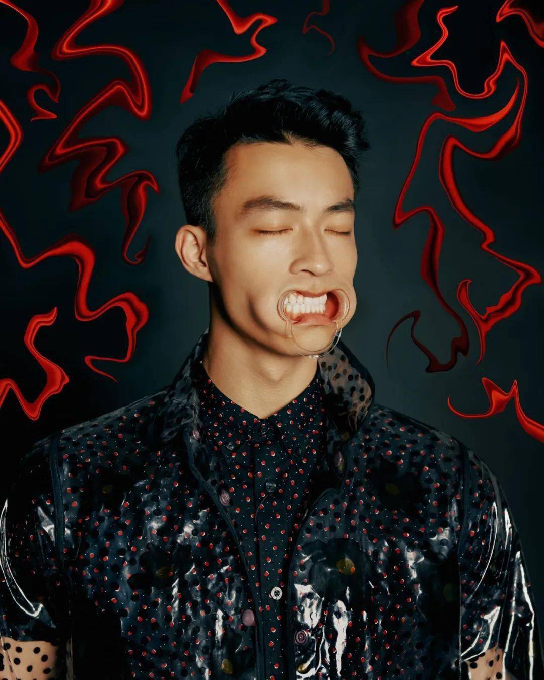 香港时尚男模疑似出柜!_梁树翘_成功_美国