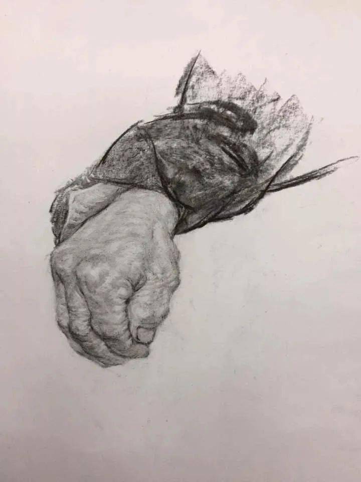 听说素描带手最难画?这86幅手的素描,收藏慢慢看!
