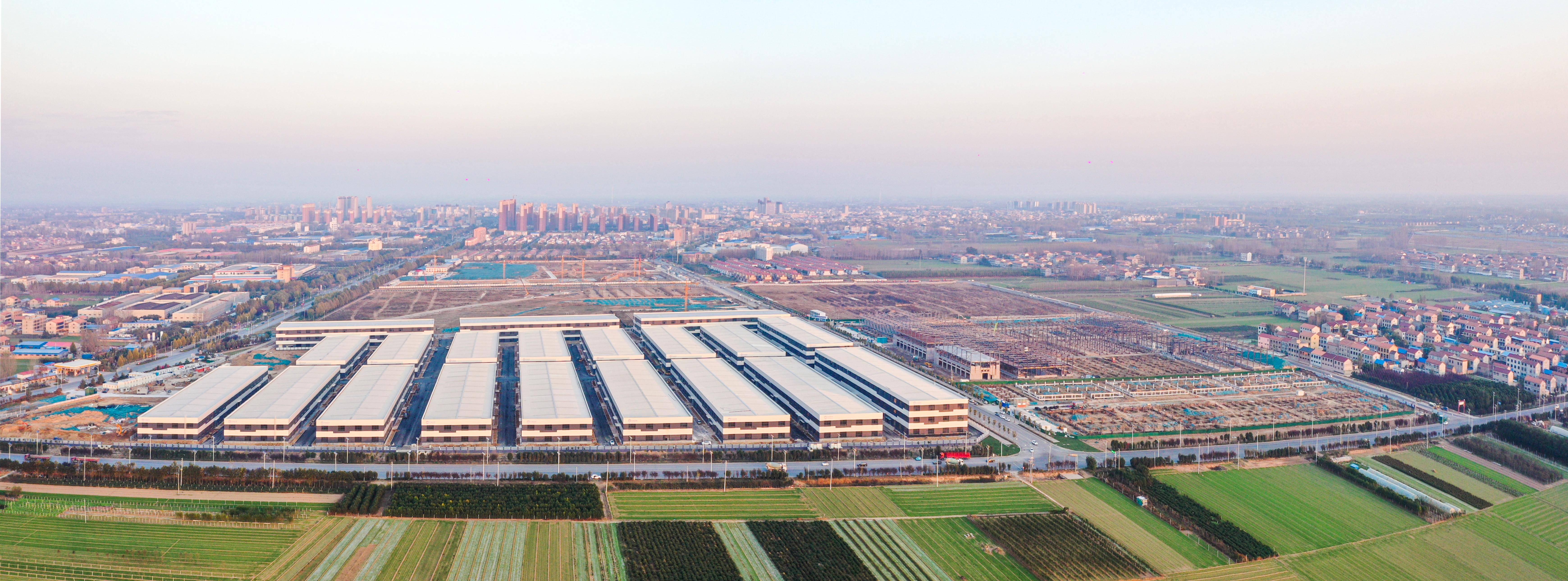 河南日报头版头条聚焦封丘:产城融合 融出发展新优势