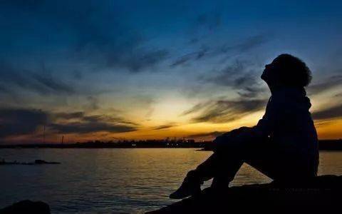 【听海】张惠妹经典歌曲(深情.柔美中音萨克斯音乐)_声音_唯美_沙滩