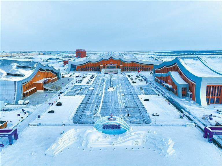 "十四冬"点燃全民冰雪热情_内蒙古自治区_冬季运动会