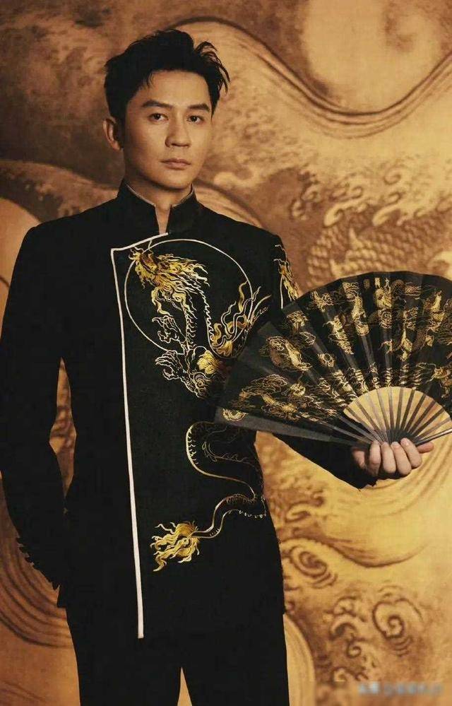 许凯横店炮王,胖冰李晨复合无望,彭于晏被封杀,虞书欣