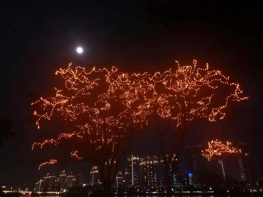 携手同行,温暖相伴|2024"民航人的除夕夜"微摄影优秀9