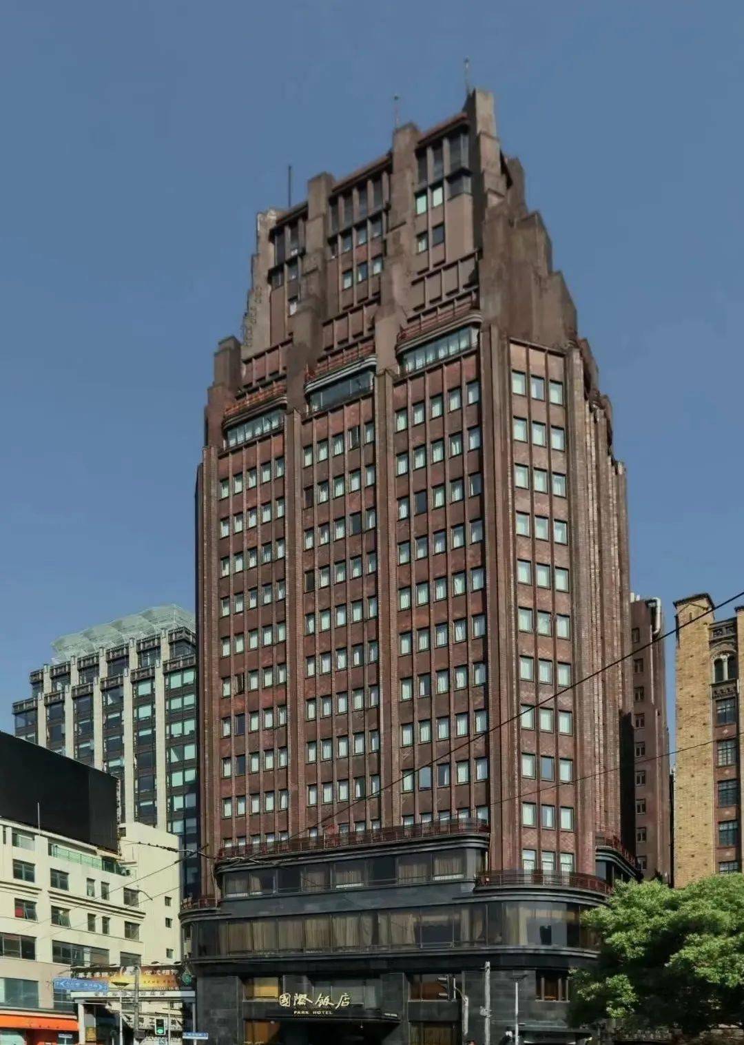 国际饭店位于南京西路170号,建于1934年,建造之初叫做国际大饭店,是