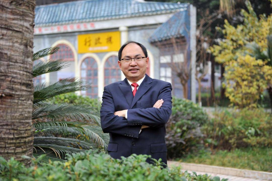 鸿儒名师 中流砥柱 | 四川省三台中学校名优教师风采(十二)