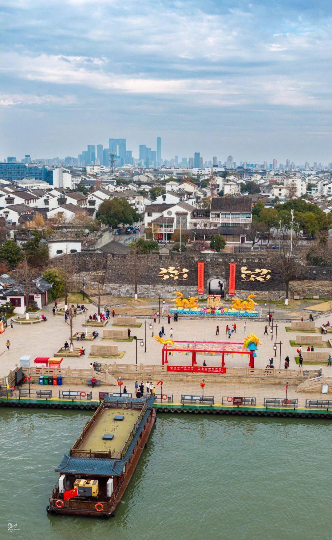 摄于胥门作为三大饮食文化(京式,苏式,广式)之一苏式饮食文化的发源