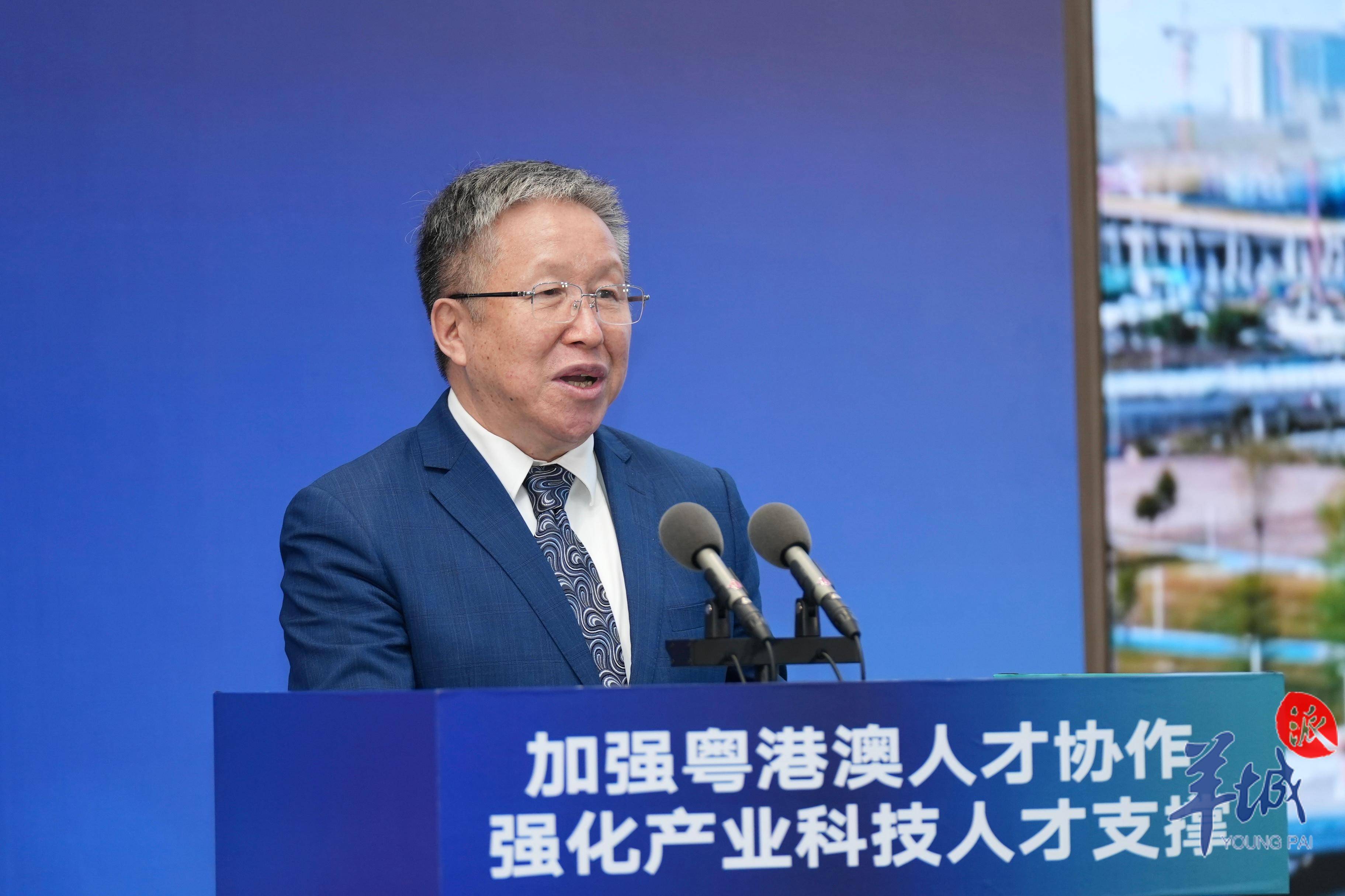 季华实验室主任曹健林:为高端装备产业打造"演兵场"和"验证线"