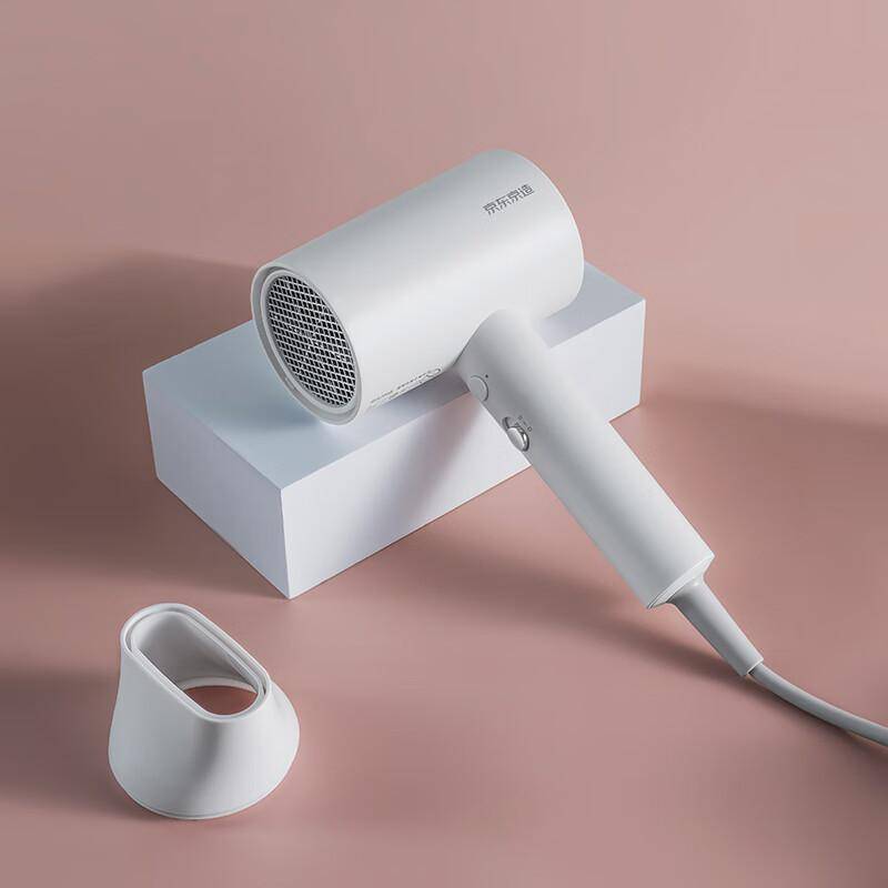 吹风机_头发_负离子