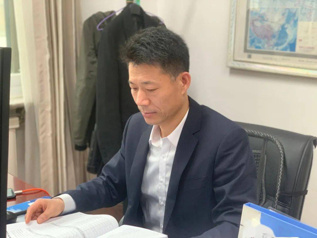 非公有制经济服务中心副主任 李国鹏:时间如白驹过隙,龙年悄然而至