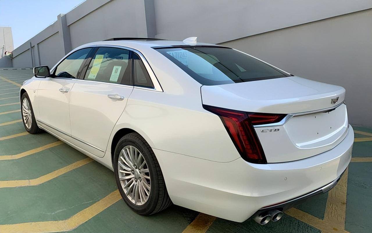 8万提辆凯迪拉克ct6,行驶2200公里后,车主详细说出了优缺点_搜狐汽车