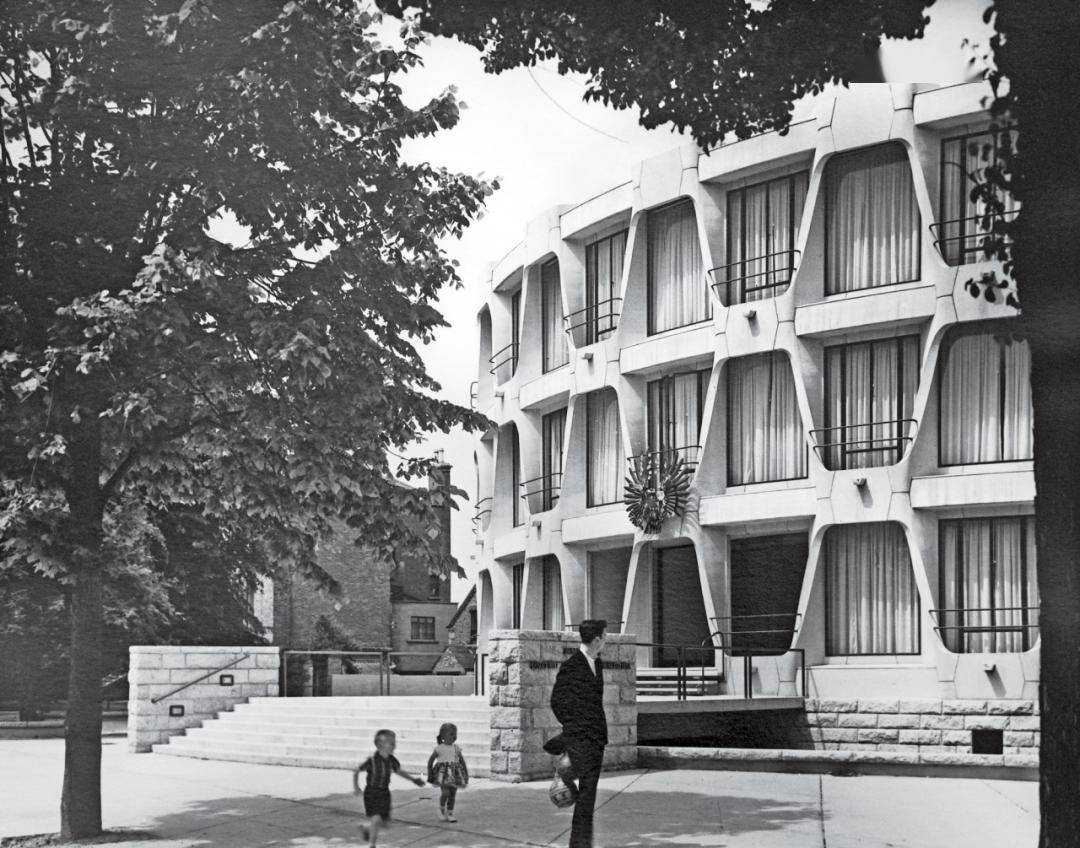 从对抗到创新的建筑|时代变迁下的建筑使命:从政治象