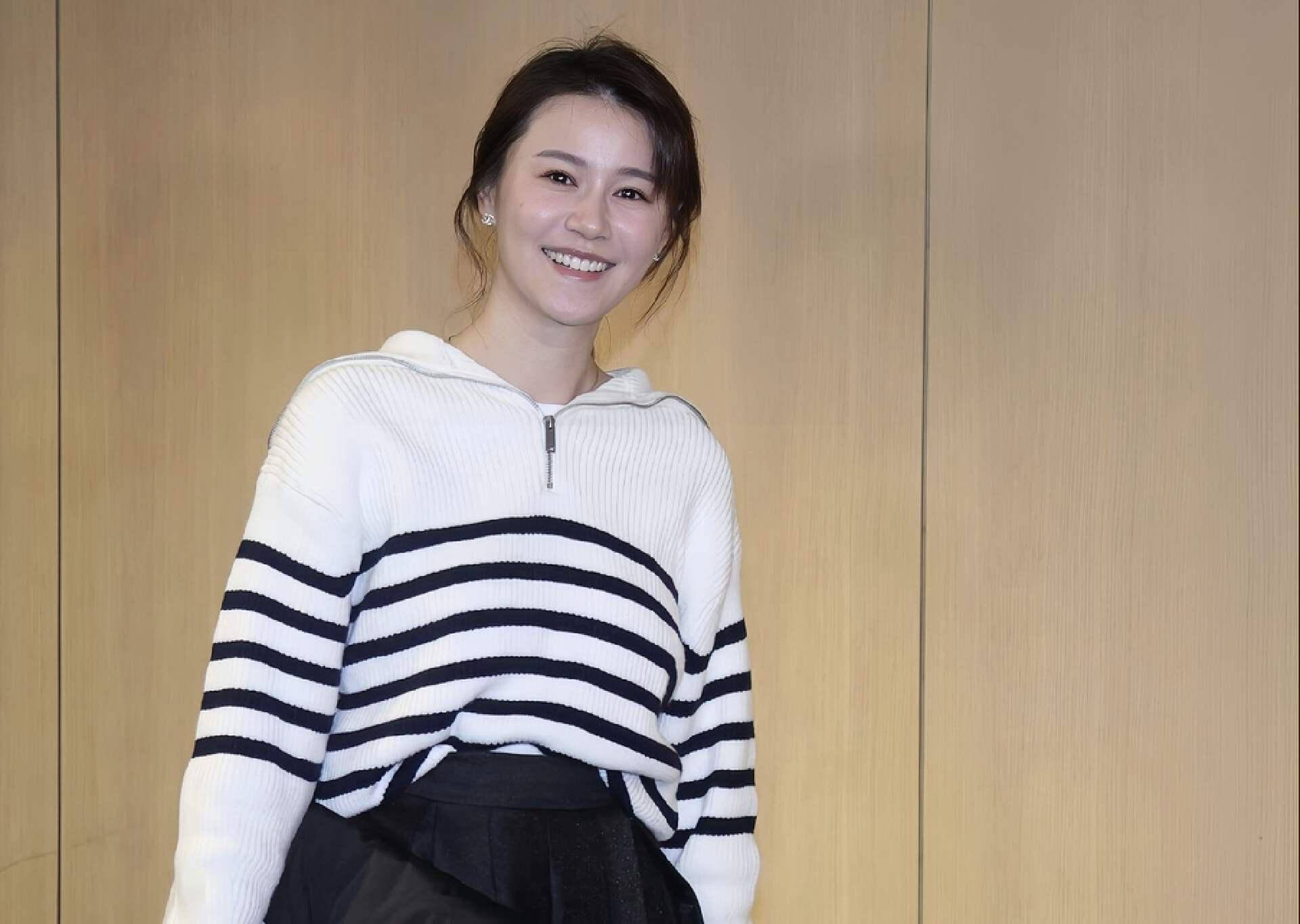 tvb女星黄翠如结婚六年,仍无生育计划,与老公萧正楠恩爱如初_夫妻俩_