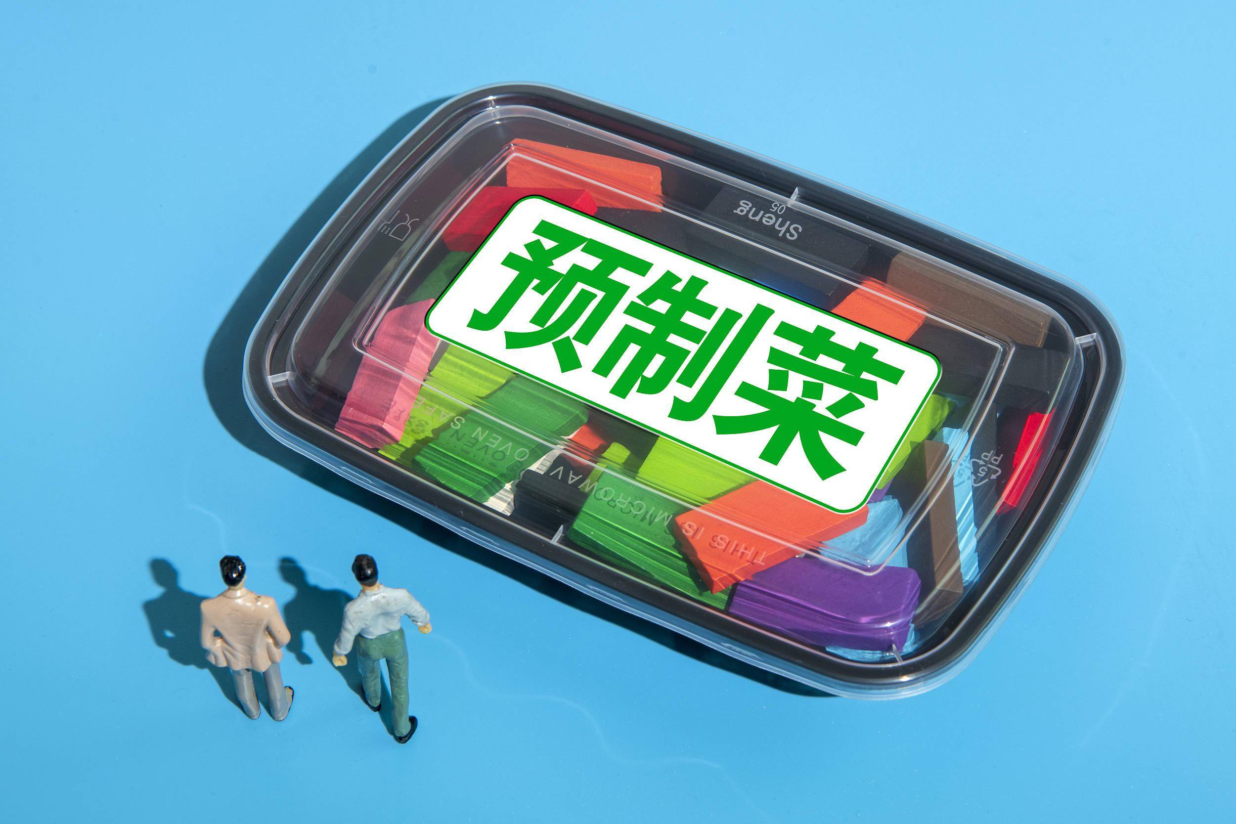 猛火现炒,不用预制菜,平价的盖码饭成为快餐"新势